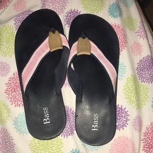 Bass flip flops